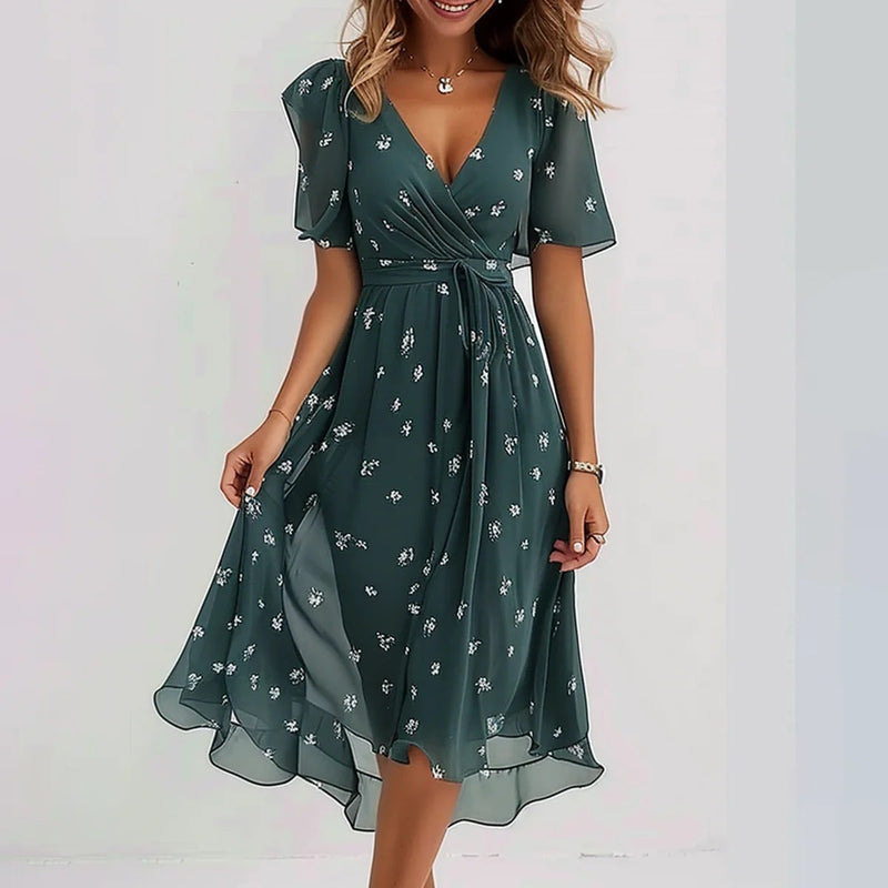LILY | CHIC SOMMARKLÄNNING