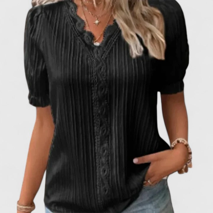 Avienne | Elegant V-ringad Blus