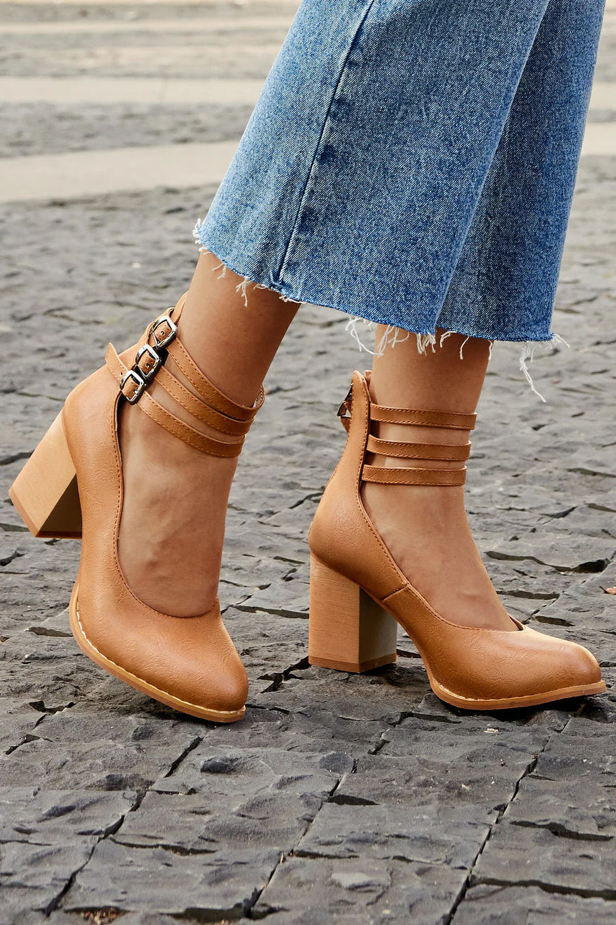 Casilda™ | Släta sandaler med ankelrem och tjock sula