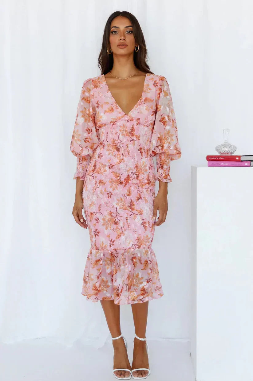EDITH | ELEGANT BLOMSTERTKLÄDNAD